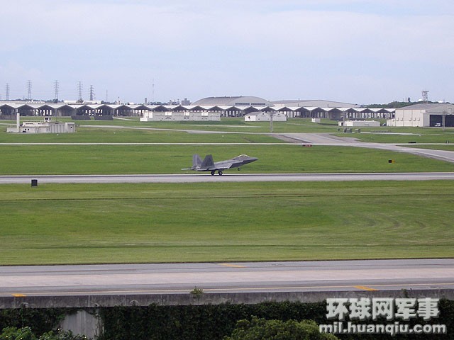 战机均来自驻扎在美国弗吉尼亚州兰利空军基地的美空军第94战斗机中队