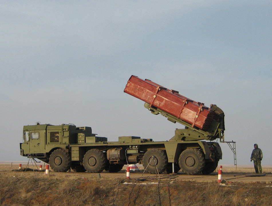 9a53飓风1m改型火箭炮