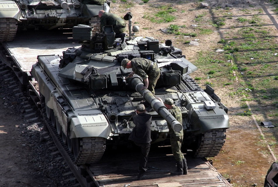 俄军自用型t90a主战坦克