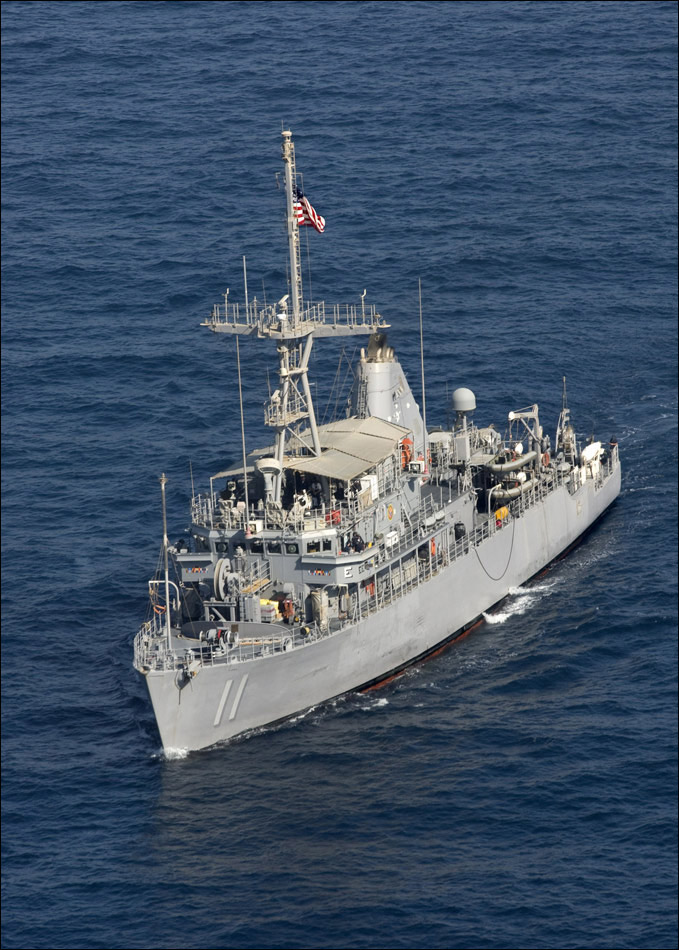 美国海军mcm11斗士号扫雷艇