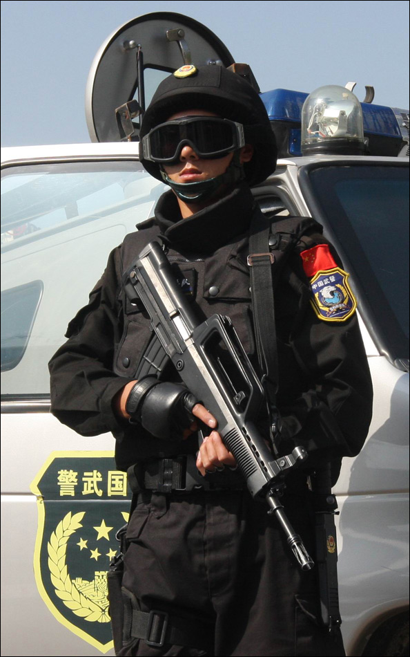 北京武警 雪豹突击队图片