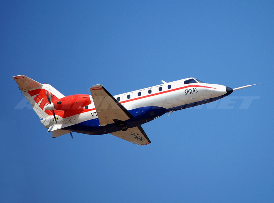 saras运输机采用两个螺旋桨动力