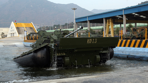 韩国K21步兵战车图片