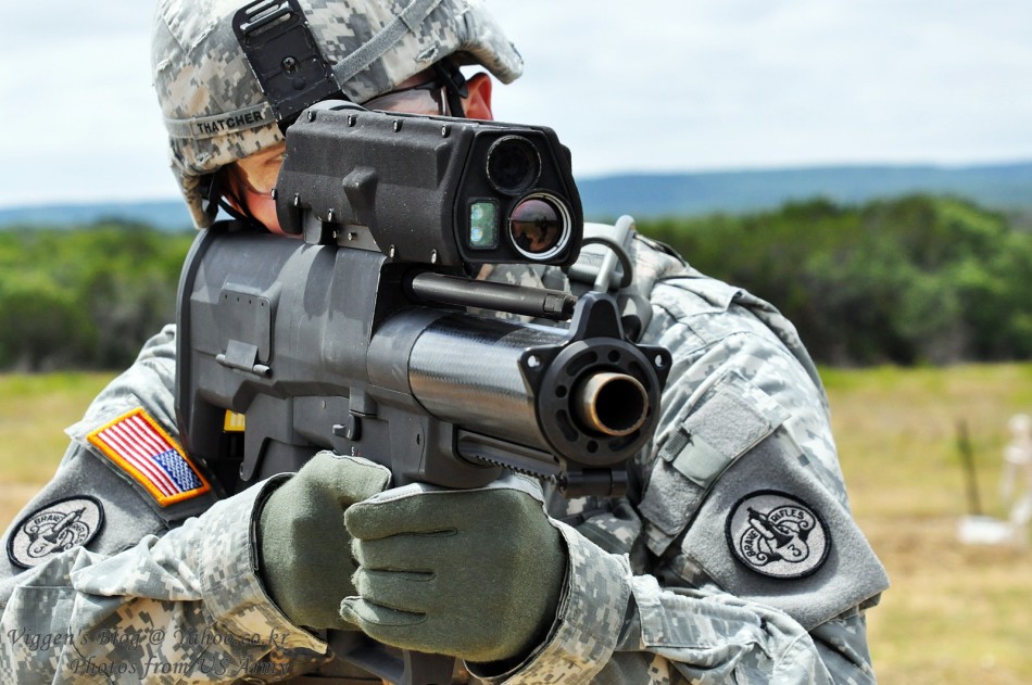 xm25新型空爆武器系统可采用与迷彩服一致的伪装