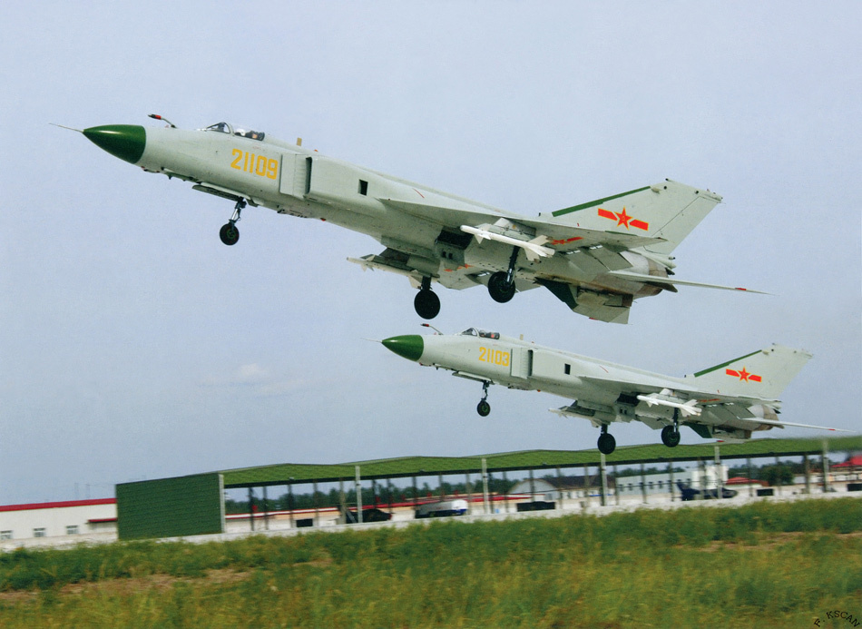 歼8f双机编队挂弹升空_新浪图集_新浪网