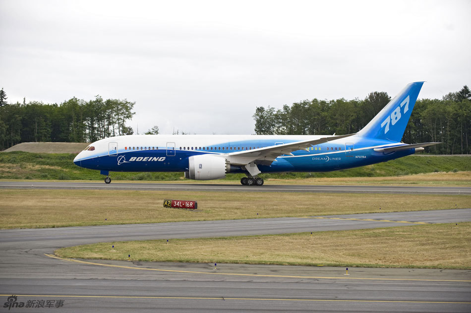 波音完成787梦想飞机低速测试_新浪图集_新浪网