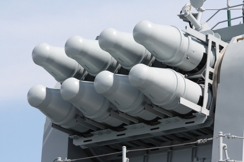 8联装海红旗7点防空导弹