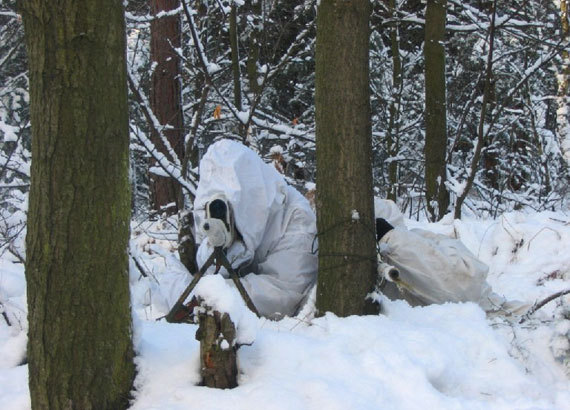 雪地上的芬兰狙击手.