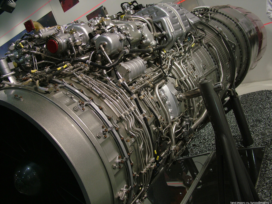 117s发动机构造复杂