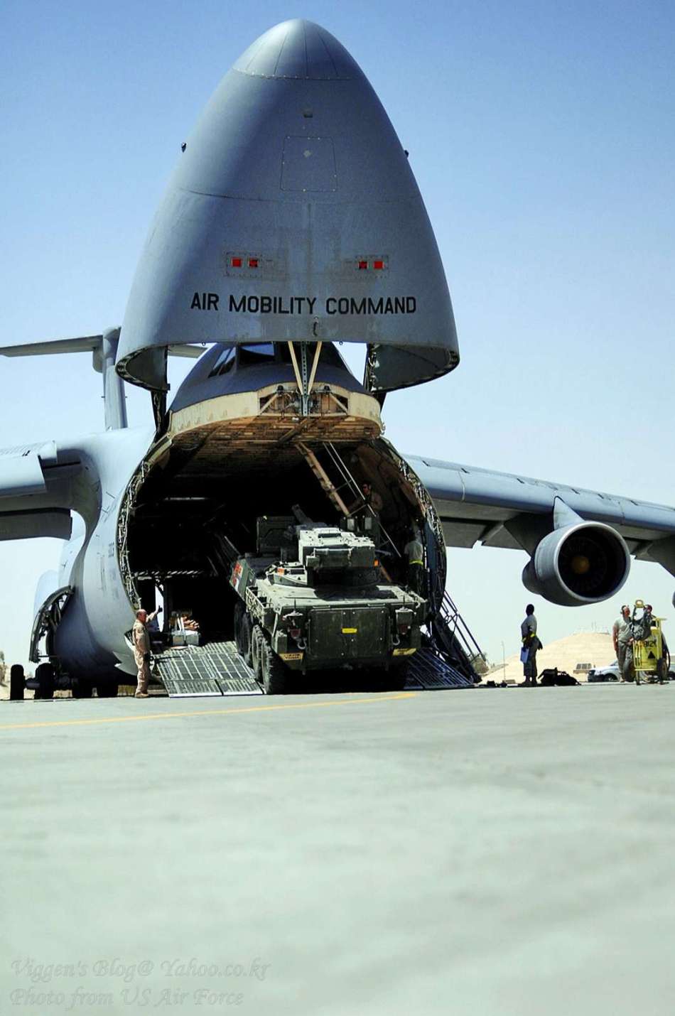 大批美军飞机突然飞往欧洲至少包括10架C-17运输机伊朗发声：加强战备！