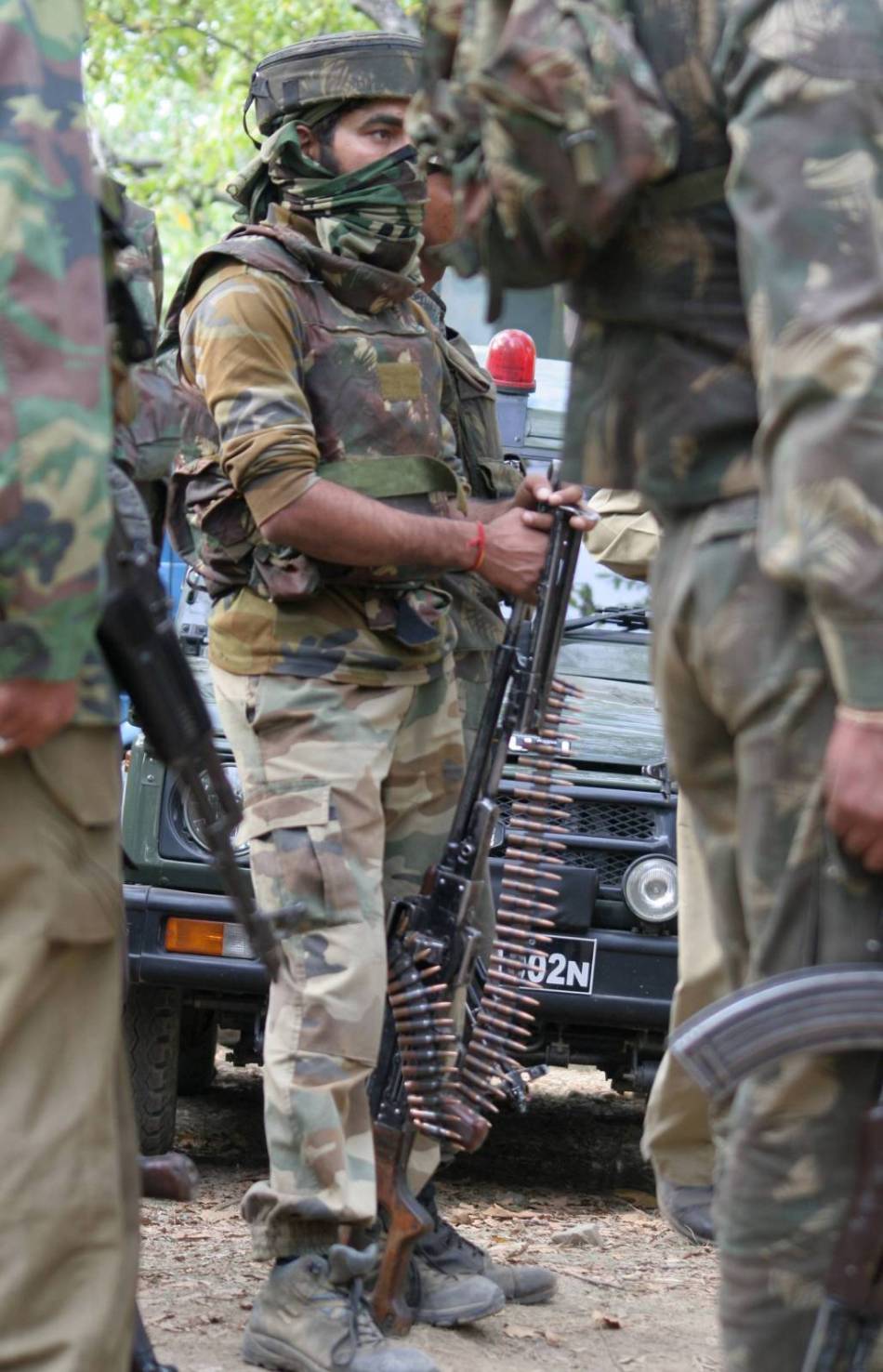 印度边防军及警察部队经常出动处置袭击事件_高清图集_新浪网