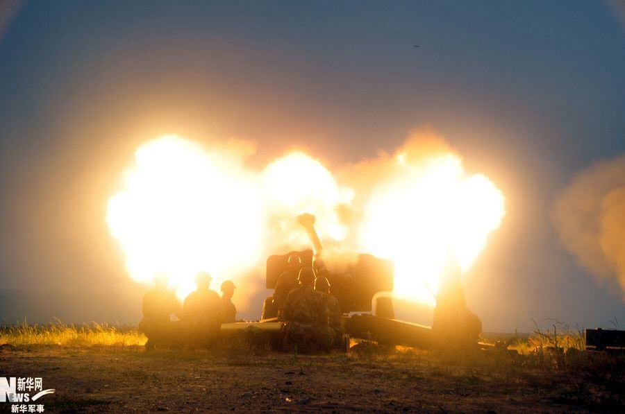 沈阳炮兵学院学员演练130毫米加农炮实弹射击_高清图集_新浪网