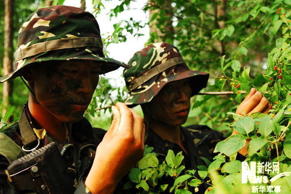 解放军绰号丛林奇兵侦察部队公开亮相_高清图集_新浪网
