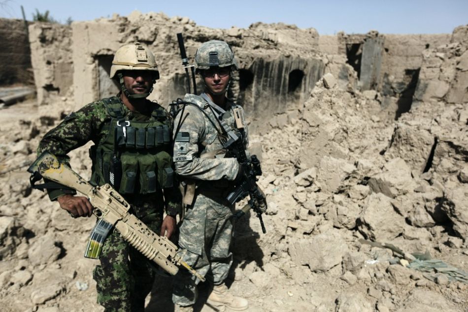 101空降师士兵在阿富汗巡逻