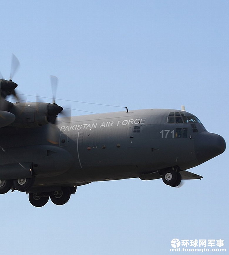 巴基斯坦c130运输机在珠海适应性训练