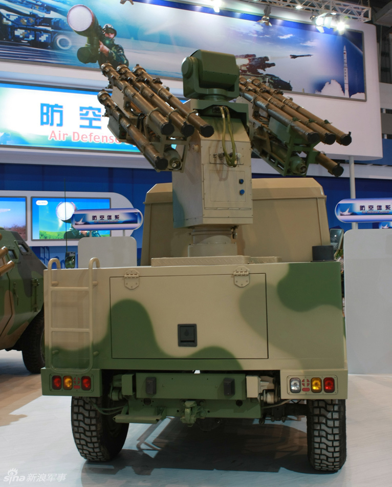 中国军工展示fl-2000近程防空导弹系统实物