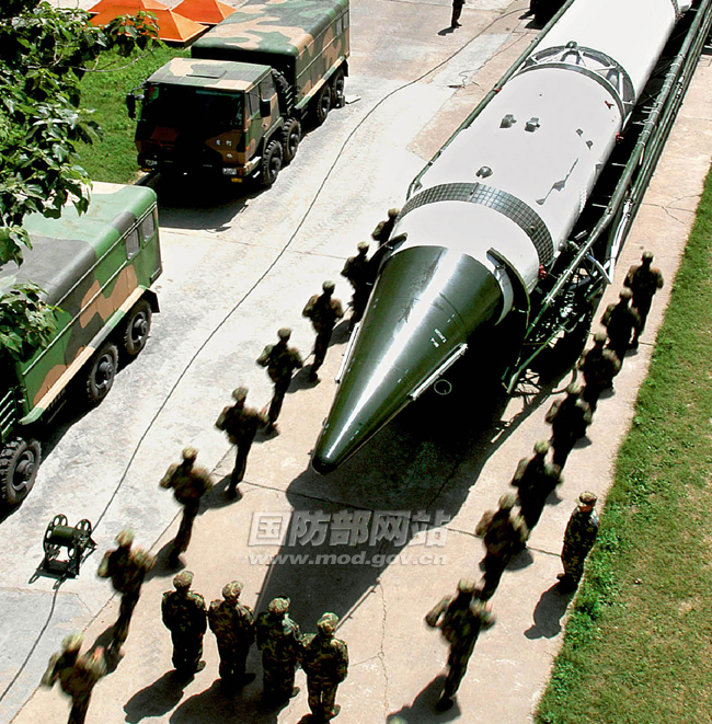 解放军第二炮兵部队对外宣传精美图集 _高清图集_新浪网
