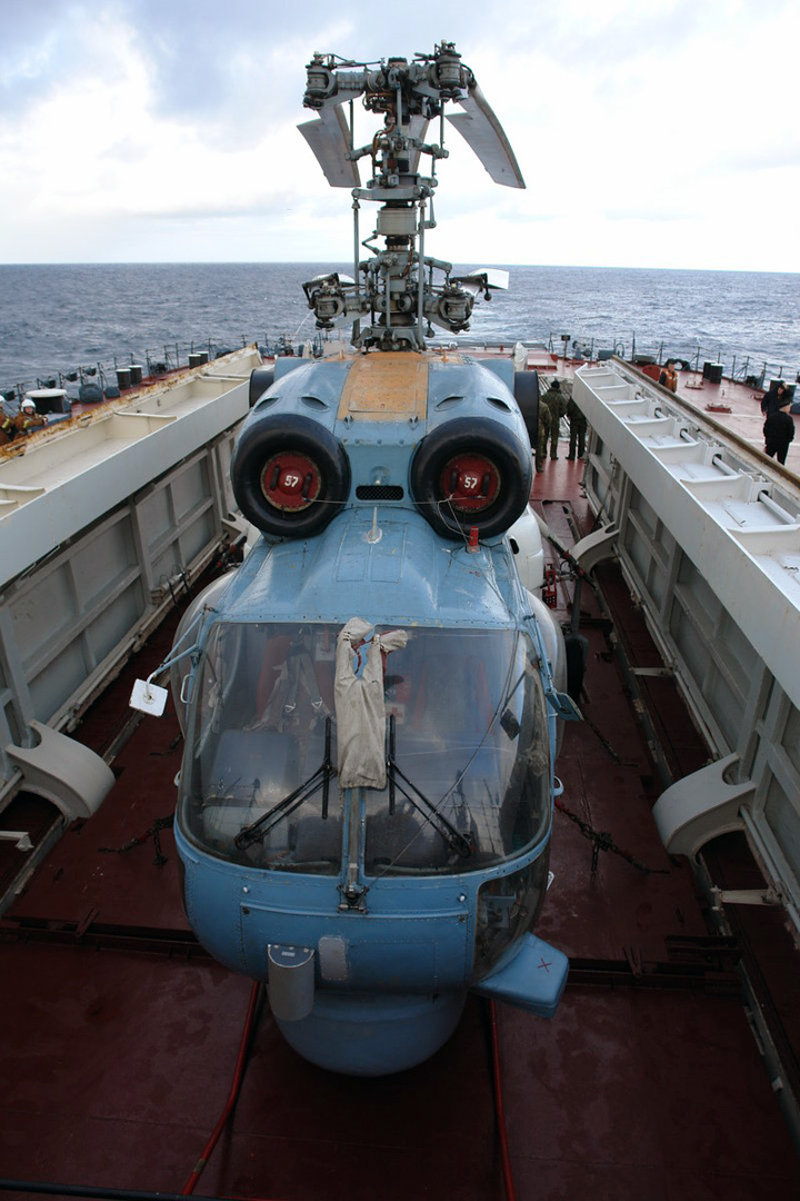 卡-27舰载直升机