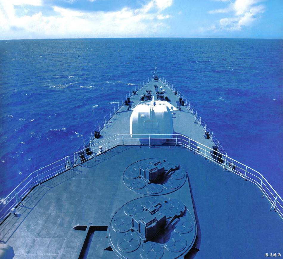 资料图:海军051c驱逐舰垂直发射系统