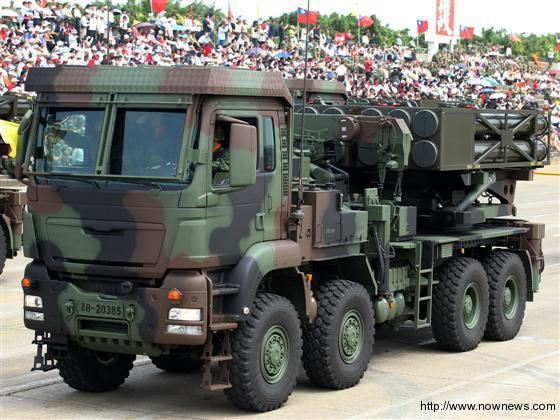 台军举行"双十国庆"阅兵预演 雄风iii导弹亮相_高清图集_新浪网