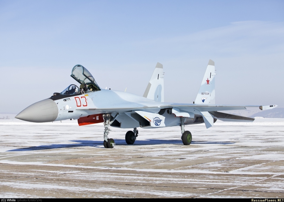 苏霍伊第3架量产型苏-35s战机近照公开亮相_高清图集_新浪网