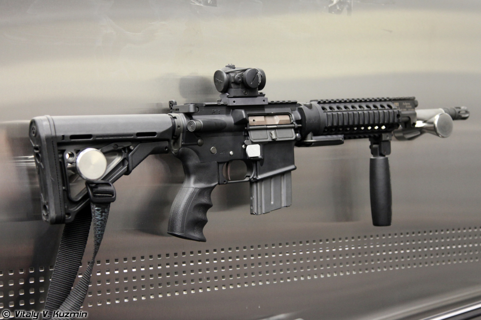 俄罗斯民营军工厂展示新式步枪