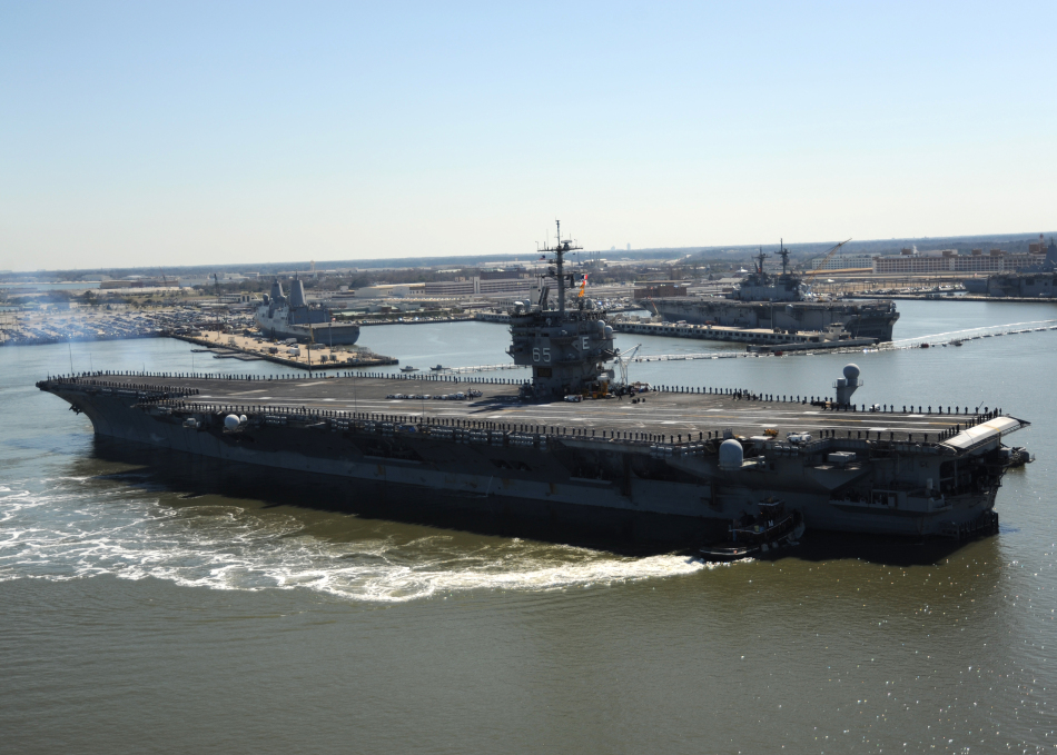 3月11日,cvn-65企业号航母启航进行最后一次作战部署