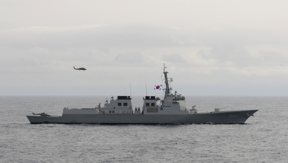 正在日本海巡逻 1/10                     2012年3月6日,美国海军第