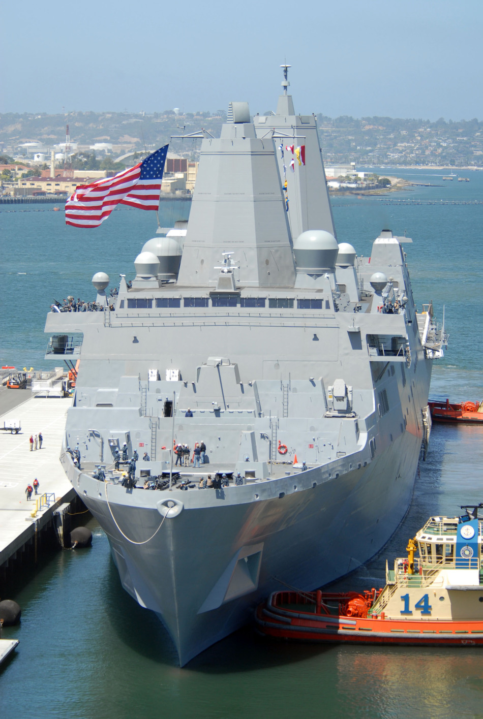 美国海军即将服役第6艘圣安东尼奥级船坞登陆舰
