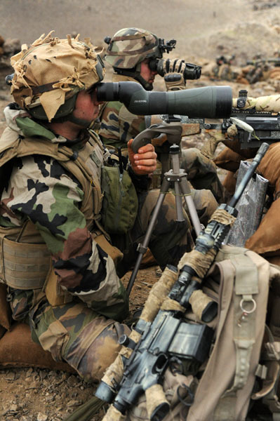 驻阿富汗法军派重装步兵扼守要地防御塔利班武装_高清图集_新浪网