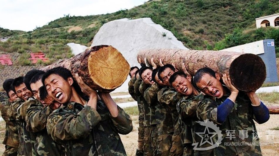武警特战部队训练残酷挑战士兵极限.