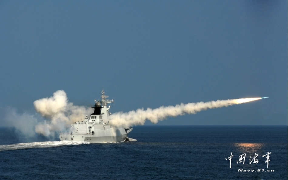 中国海军东海舰队主力驱逐舰护卫舰弹炮开火猛图_高清图集_新浪网