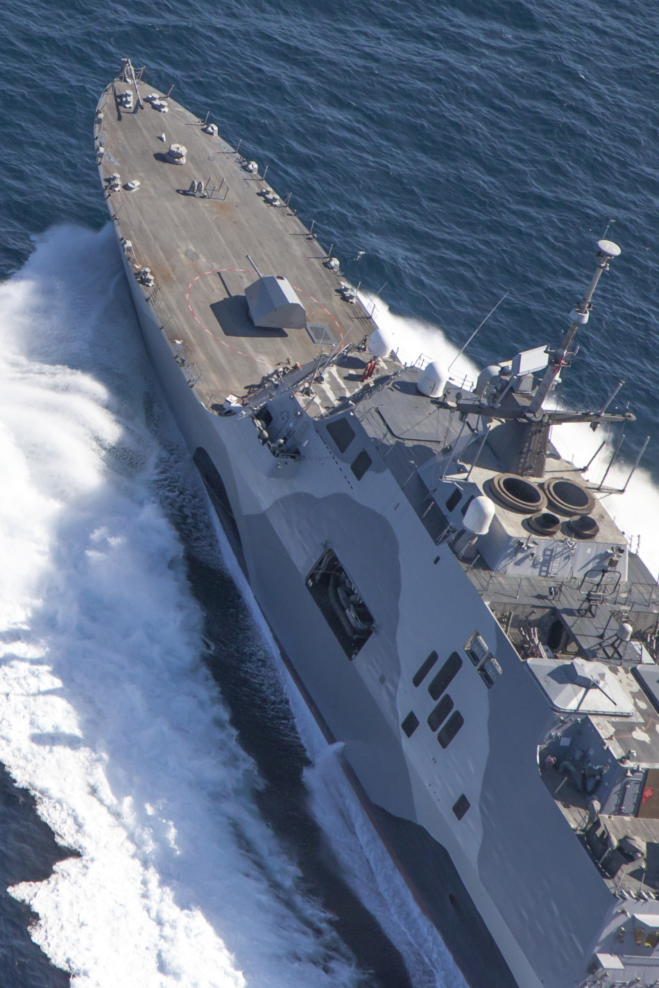 美海军自由号近海战斗舰换低可视迷彩新涂装_高清图集_新浪网