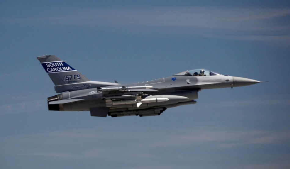 美军有动作?本土多地国民警卫队f-16c部队出动_高清图集_新浪网