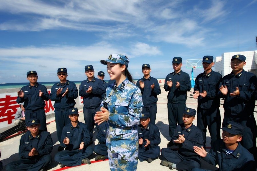 海政文工团美丽歌唱家常思思赴南沙慰问演出_高清图集_新浪网