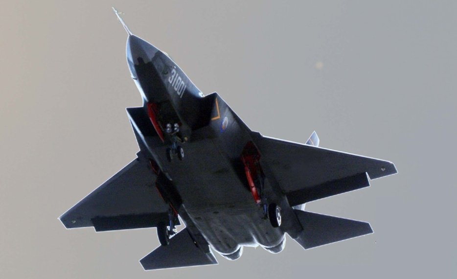 中国歼-31战机今日上午再次进行飞行试验_高清图集_新浪网