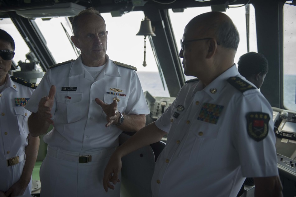 海军吴司令登上美军lcs濒海战斗舰查看内部设施_高清图集_新浪网