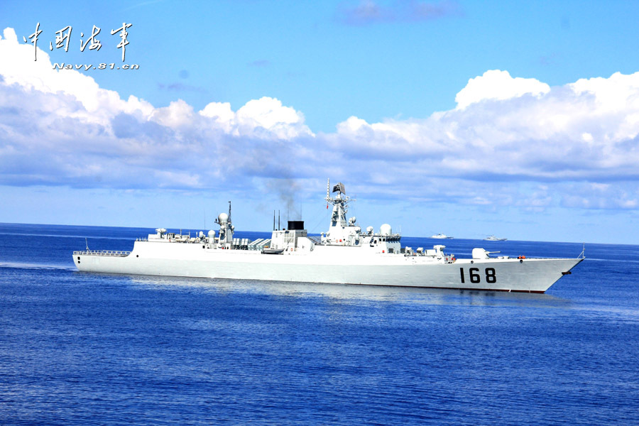 大洋砺剑:中国海军各型舰艇美图贺国庆