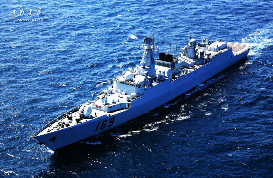 大洋砺剑:中国海军各型舰艇美图贺国庆