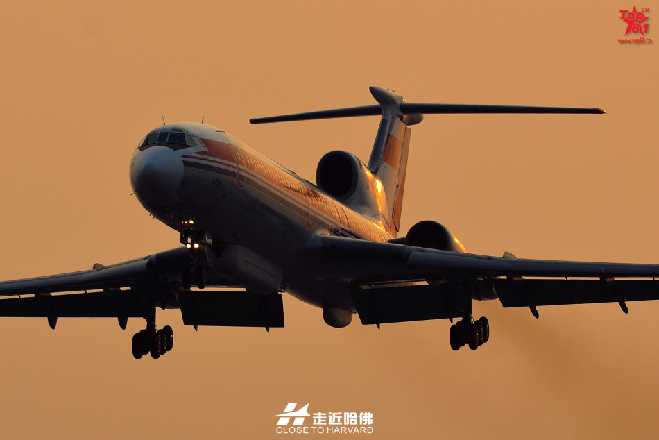 资料图:中国空军4015号图154电子侦察机美照
