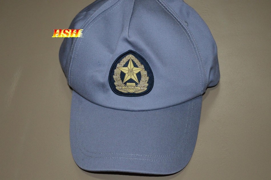 网友展示的辽宁舰航母官方作训帽