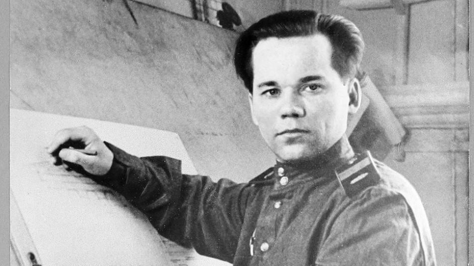 卡拉什尼科夫年轻时工作照