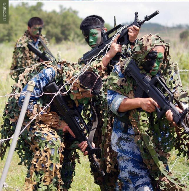 中国海军神秘两栖"蛙人"特战队曝光