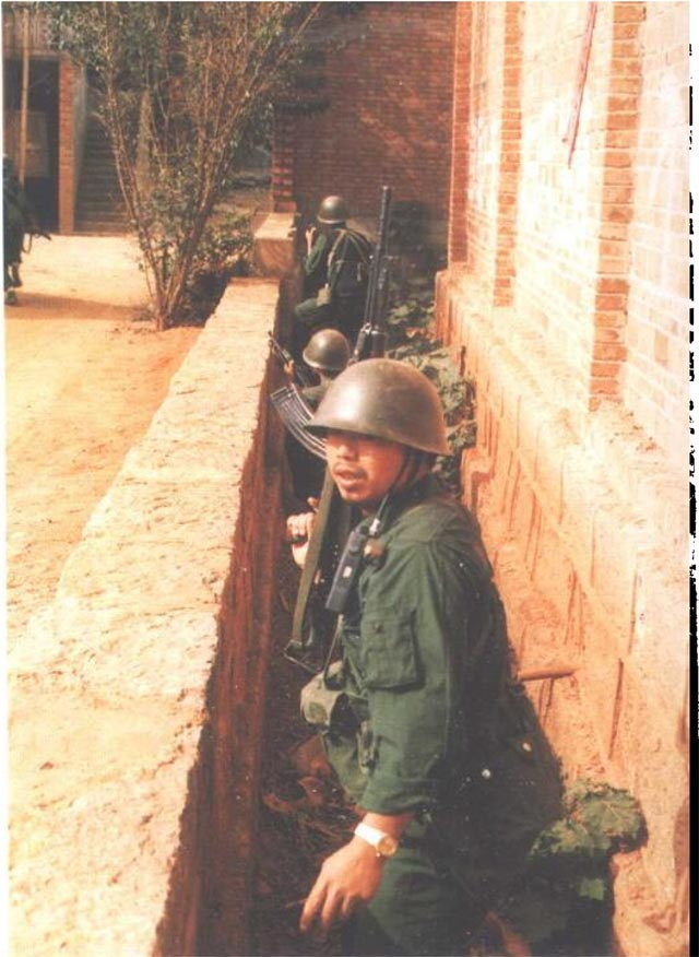 1992年云南平远街缉毒枪战全记录