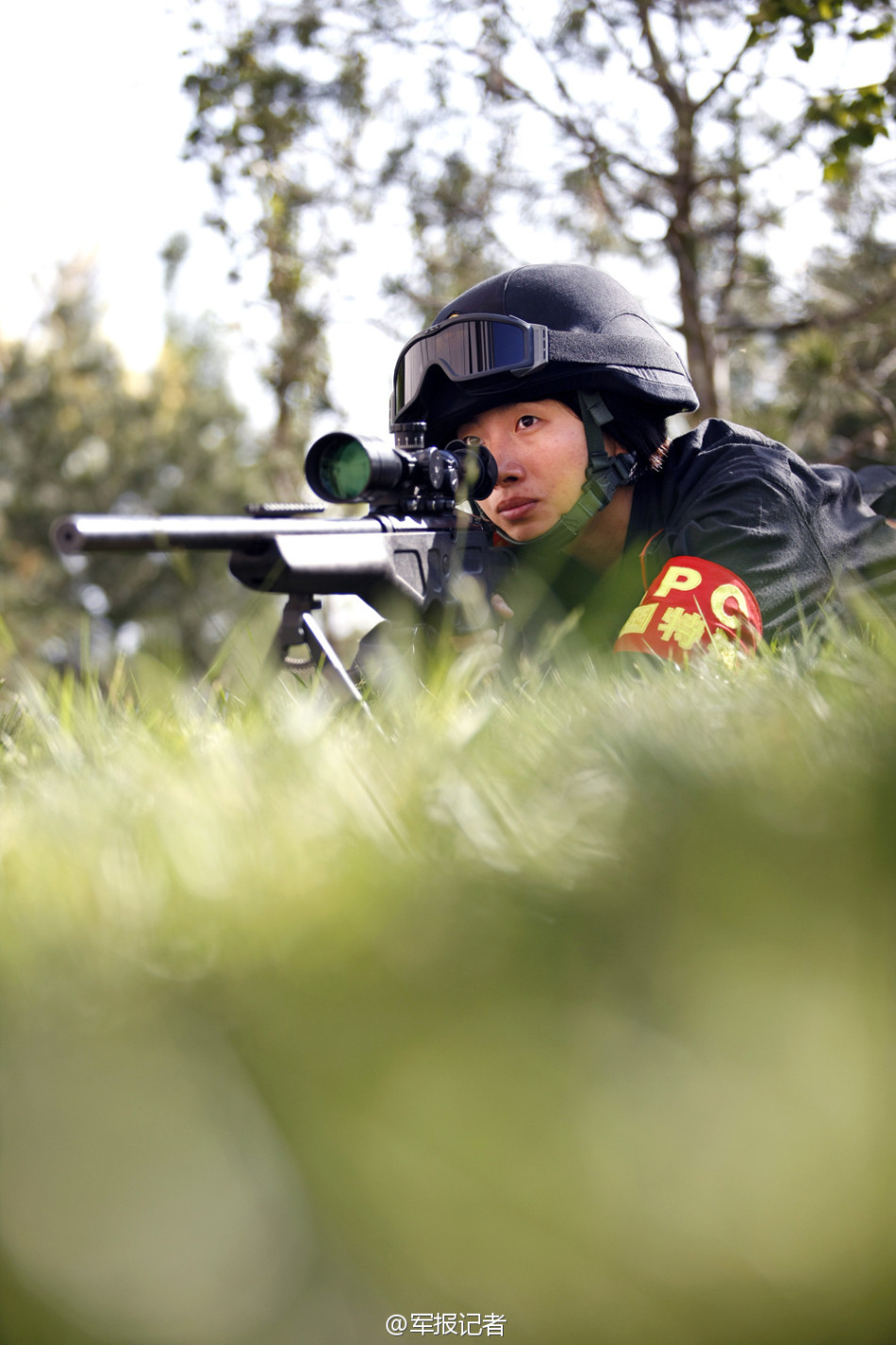 猎鹰突击队女特战队员狙杀训练