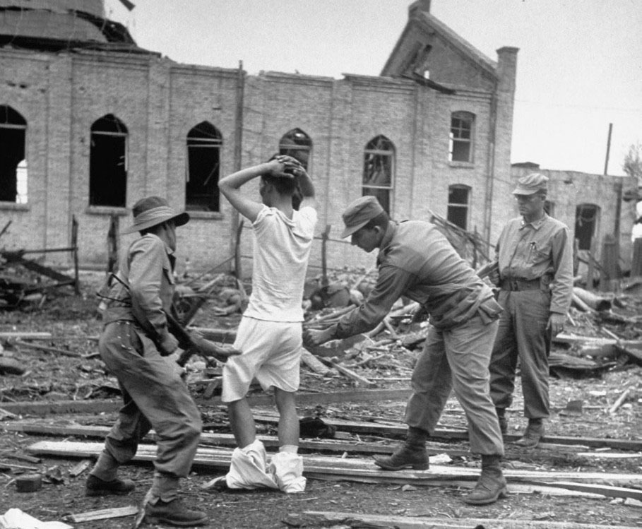 "联合国军"虐杀朝中战俘