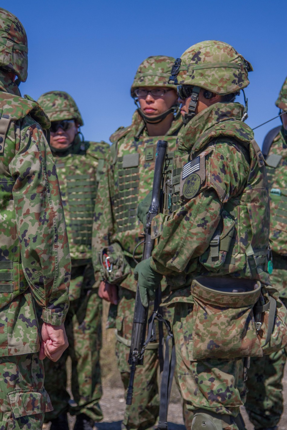 参加演习的日本自卫队员