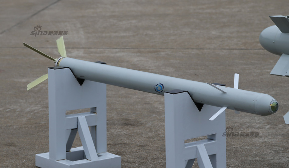 能看f22?中国空军展示大量主力战机及机载武器