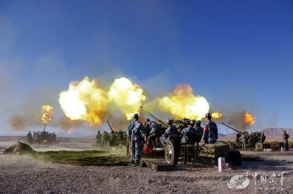 火力凶悍:中国空军王牌高炮团靠它勇夺8冠王_高清图集_新浪网