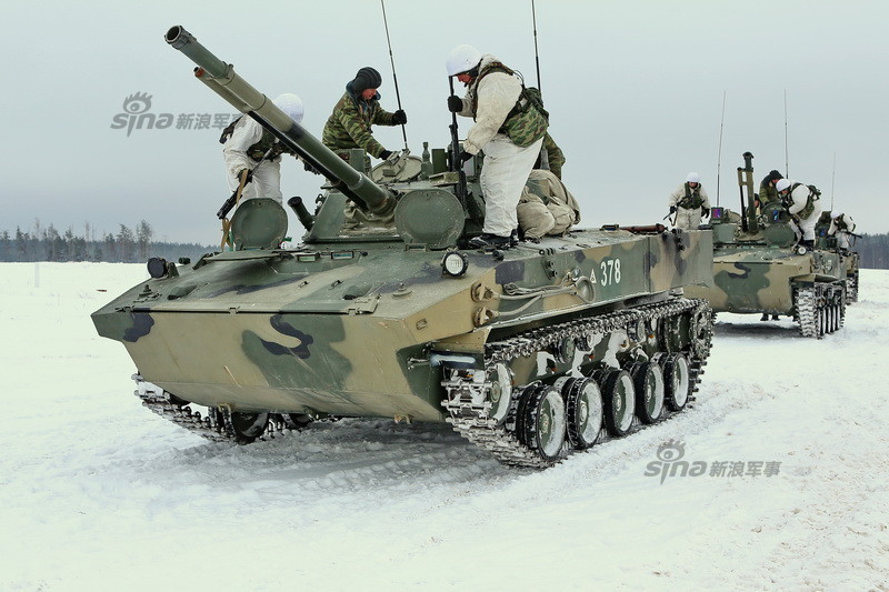 俄空降部队测试新型bmd4m战车 未来将取代bmd2_高清图集_新浪网
